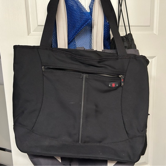 Victorinox Black Tote Bag - Picture 1 of 2